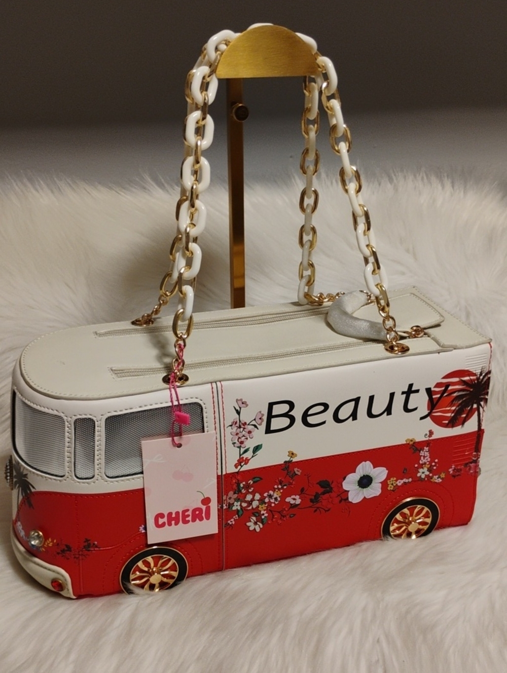 New CHERI Beauty Red Novelty Volkswagen Bus-Style Bag